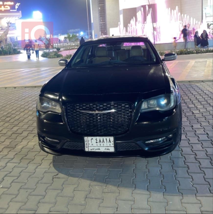 کرایسلەر 300